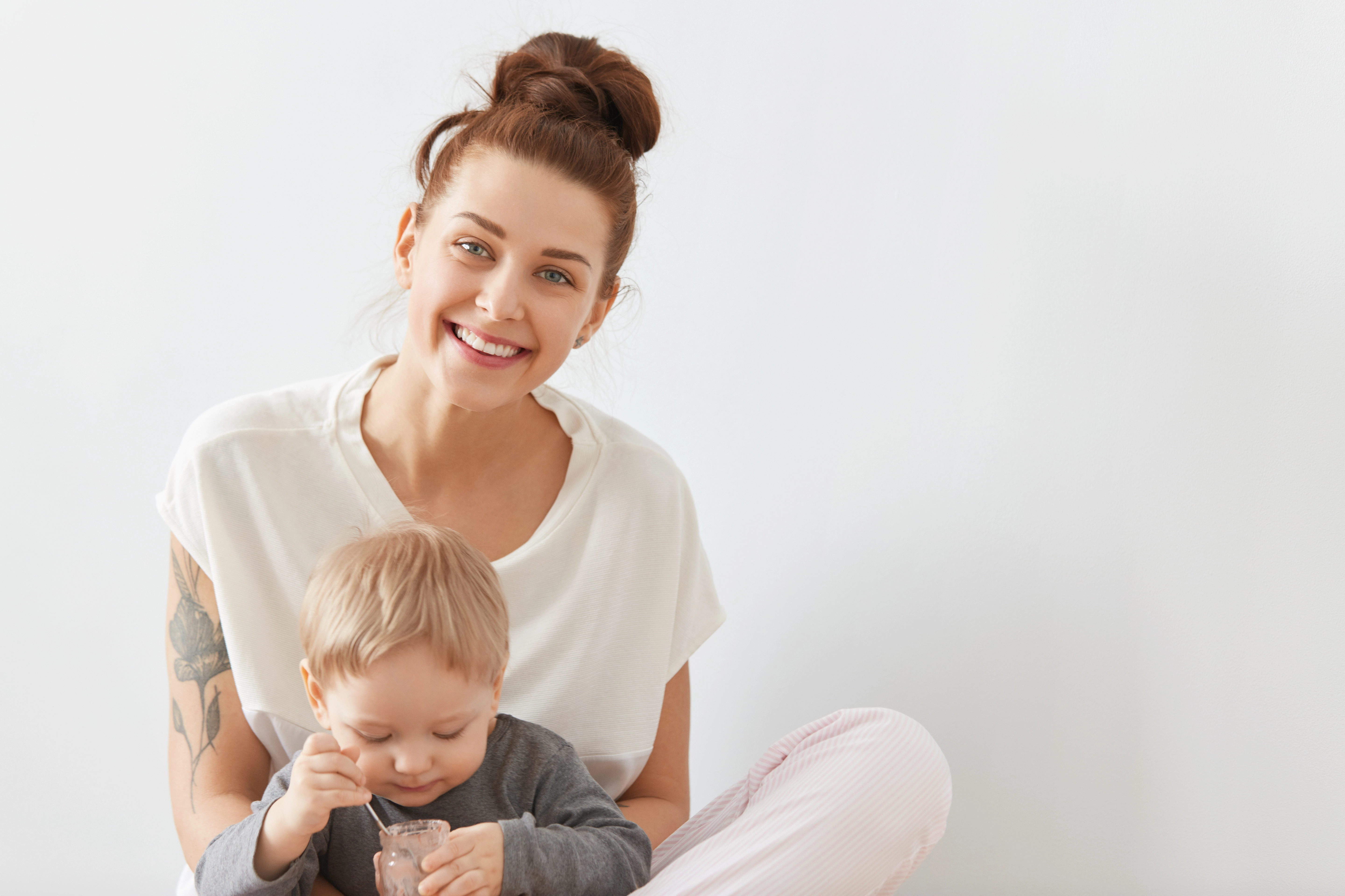 7 Realistic Ways to Save Money as a Single Parent