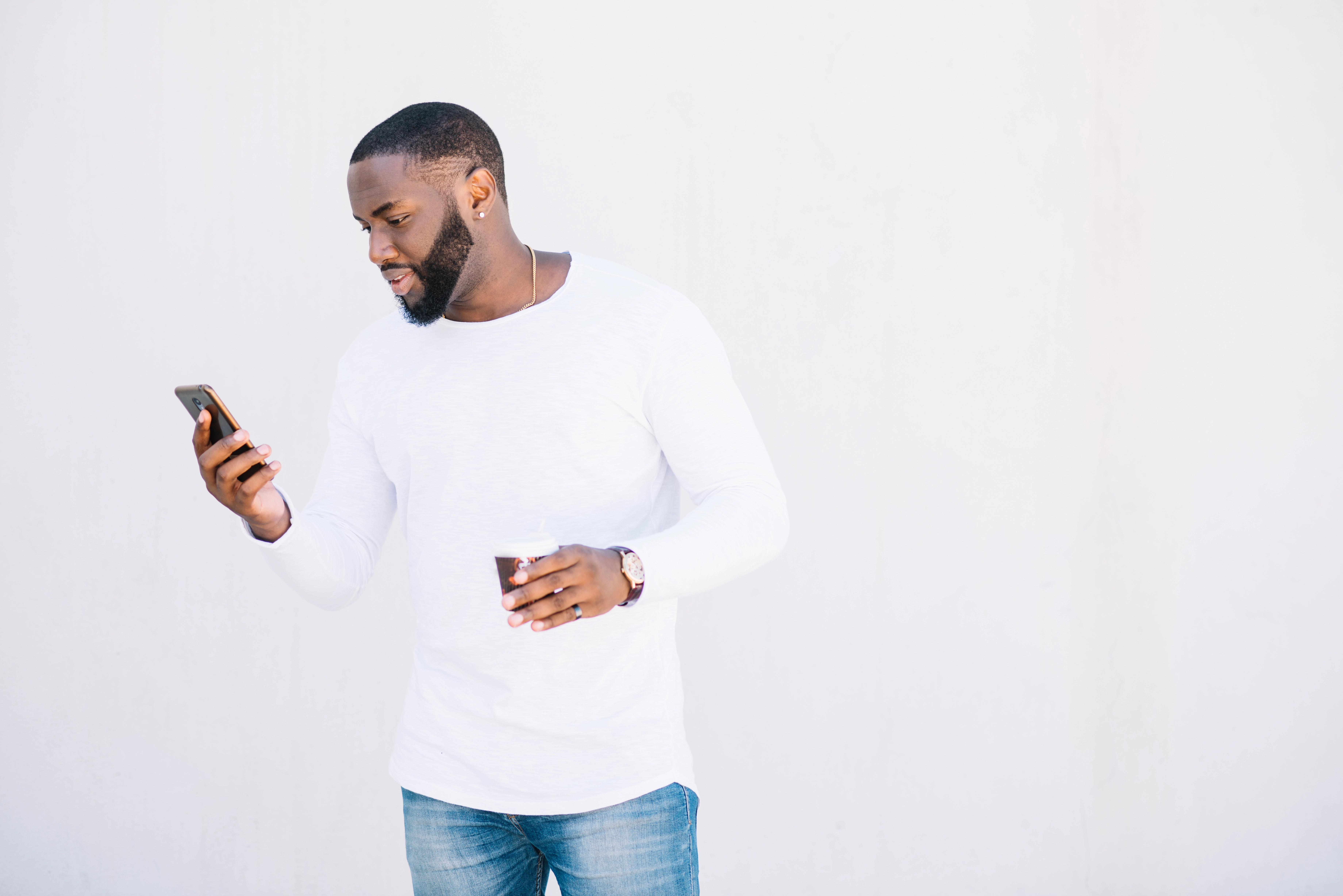 WorldRemit Review (2026): Fees, Safety and Mobile Wallet Transfers Explained